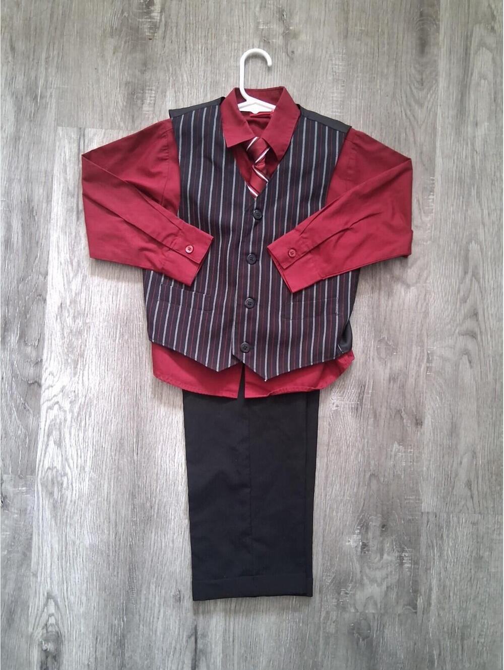 Arrow Boys Size 6 Four Piece Outfit, Dress Shirt, Pants, Vest and Clip On Tie